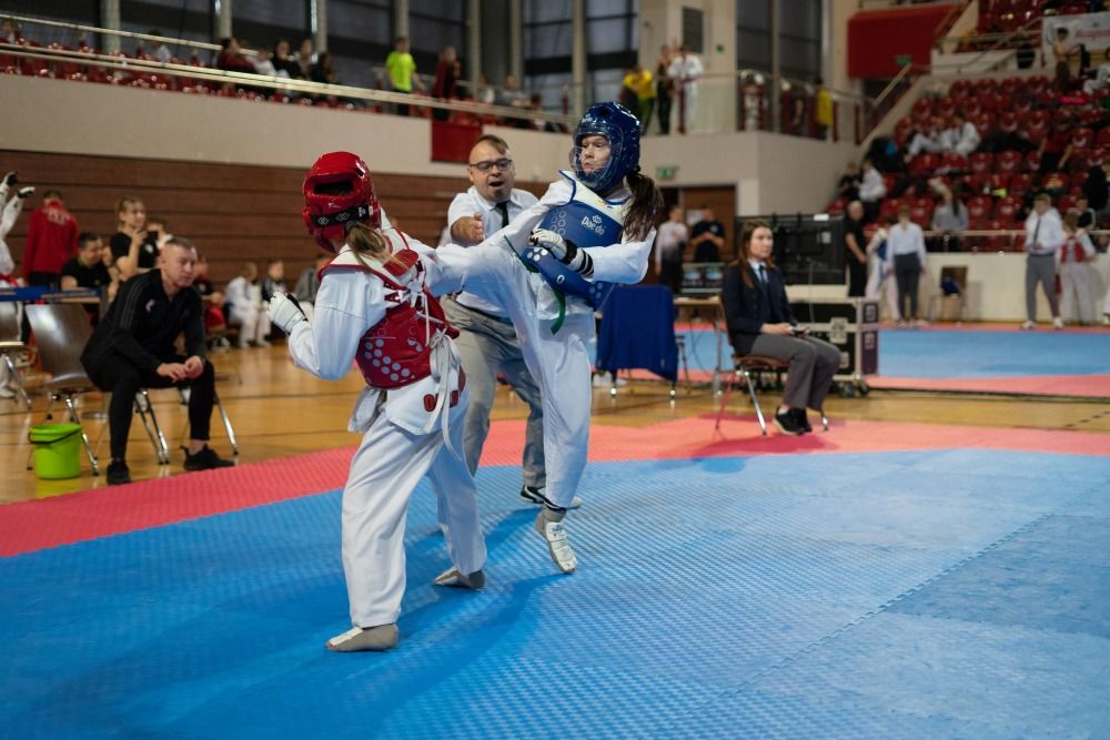 Zawody taekwondo w Hali MOSiRu.